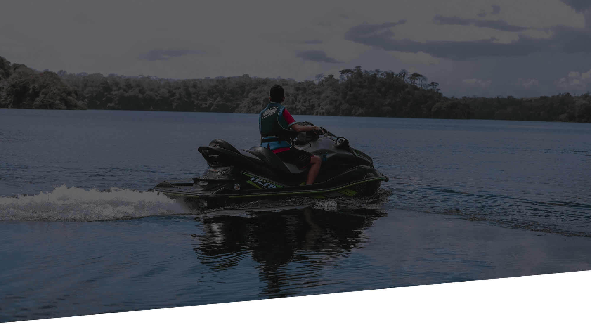 Contact 4 Season Powersport Rentals in Eagle River WI